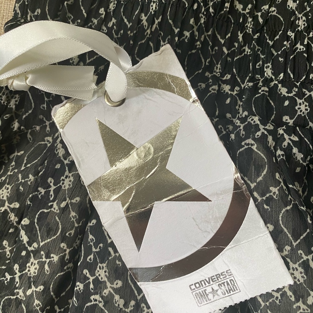 Converse double layer skirt - Picture 3 of 4